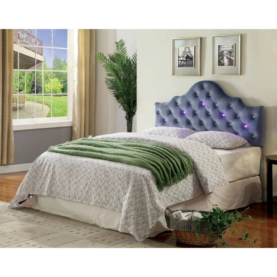 Brand new 💯 Furniture Of America Lina Contemporary Fabric Tufted Crown Headboard 🎉