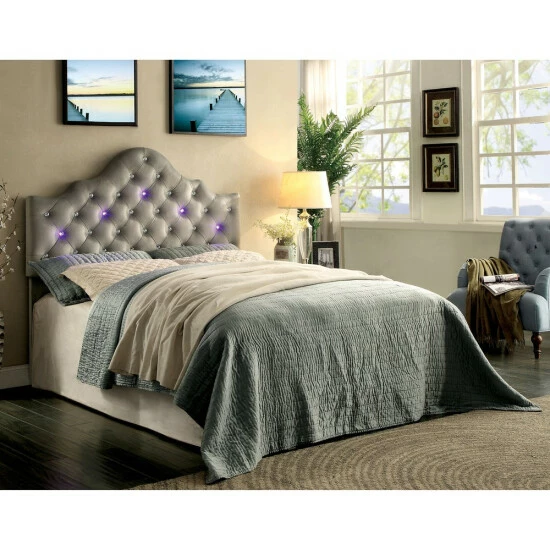 Brand new 💯 Furniture Of America Lina Contemporary Fabric Tufted Crown Headboard 🎉 - Image 7